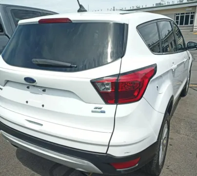 More photos of 2019 Ford Escape SE at CarFive Plaistow, NH, NH