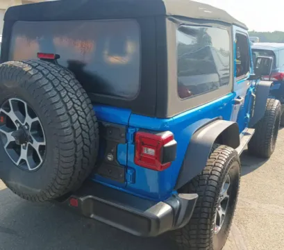 More photos of 2021 Jeep Wrangler Rubicon at CarFive Plaistow, NH, NH