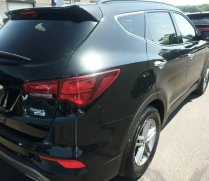 More photos of 2017 Hyundai Santa Fe Sport 2.4 Base at CarFive Plaistow, NH, NH