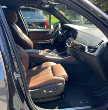 Another view of 2020 BMW X5 xDrive40i for sale in Plaistow, NH at CarFive Plaistow, NH