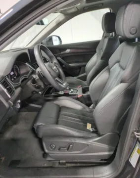 More photos of 2021 Audi Q5 45 Prestige at CarFive Plaistow, NH, NH