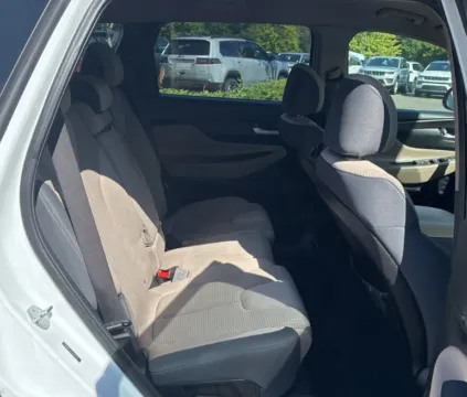 More photos of 2019 Hyundai Santa Fe SEL at CarFive Plaistow, NH, NH
