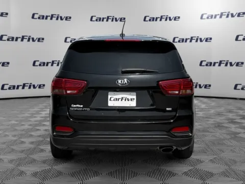 More photos of 2019 Kia Sorento L at CarFive Plaistow, NH, NH