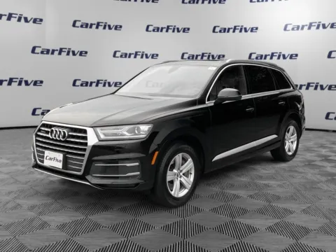 Black 2019 Audi Q7 45 Premium for sale in Plaistow, NH