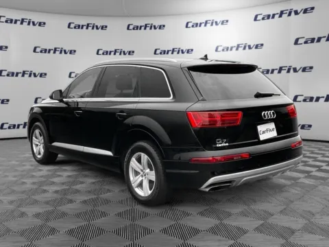 More photos of 2019 Audi Q7 45 Premium at CarFive Plaistow, NH, NH
