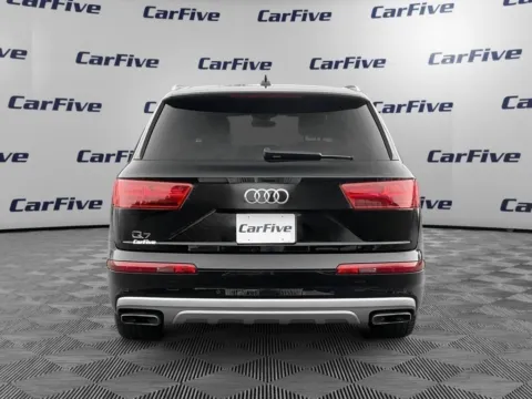 More photos of 2019 Audi Q7 45 Premium at CarFive Plaistow, NH, NH