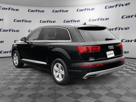 Another view of 2019 Audi Q7 45 Premium for sale in Plaistow, NH at CarFive Plaistow, NH