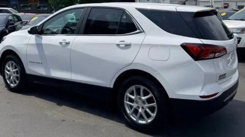 More photos of 2022 Chevrolet Equinox LT at CarFive Plaistow, NH, NH