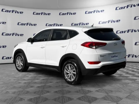 More photos of 2018 Hyundai Tucson SE at CarFive Plaistow, NH, NH