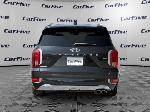 More photos of 2020 Hyundai Palisade Limited at CarFive Plaistow, NH, NH