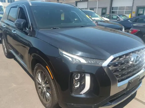 Another view of 2020 Hyundai Palisade Limited for sale in Plaistow, NH at CarFive Plaistow, NH