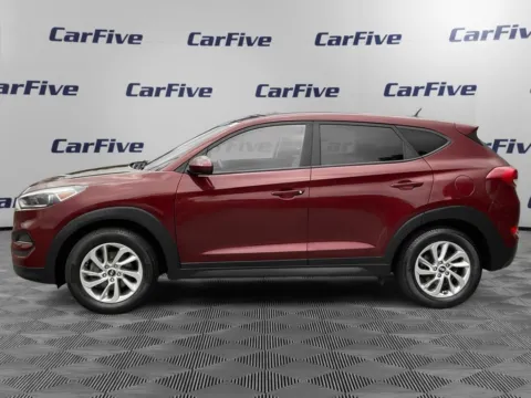 Photos of 2018 Hyundai Tucson SE for sale in Plaistow, NH at CarFive Plaistow, NH