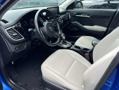 More photos of 2021 Kia Seltos EX at CarFive Plaistow, NH, NH
