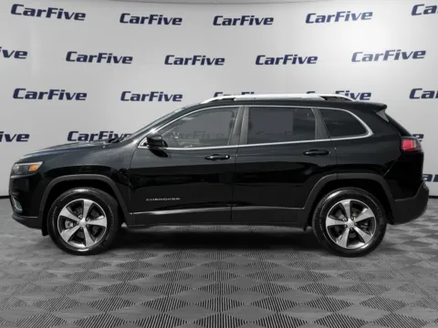 Photos of 2019 Jeep Cherokee Limited for sale in Plaistow, NH at CarFive Plaistow, NH