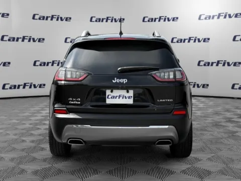 More photos of 2019 Jeep Cherokee Limited at CarFive Plaistow, NH, NH