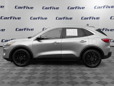 Photos of 2022 Ford Escape SE for sale in Plaistow, NH at CarFive Plaistow, NH