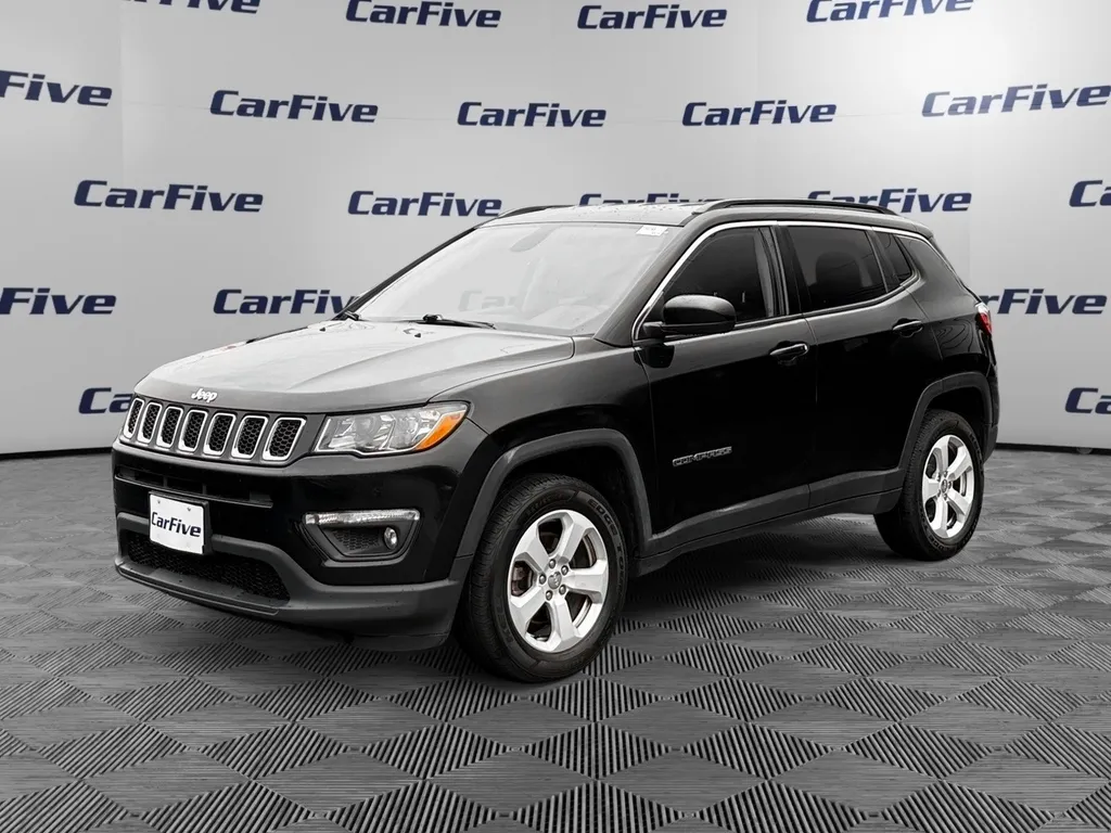Black 2019 Jeep Compass Latitude for sale in Plaistow, NH