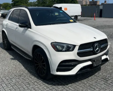 More photos of 2023 Mercedes-Benz GLE 350 at CarFive Plaistow, NH, NH