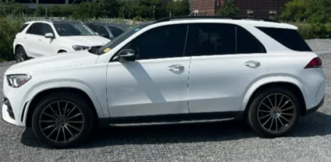 Photos of 2023 Mercedes-Benz GLE 350 for sale in Plaistow, NH at CarFive Plaistow, NH
