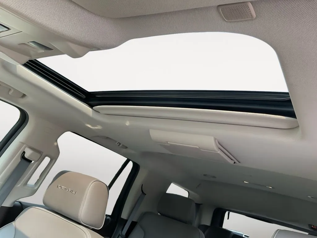 2019 GMC Yukon Denali - Photo 19