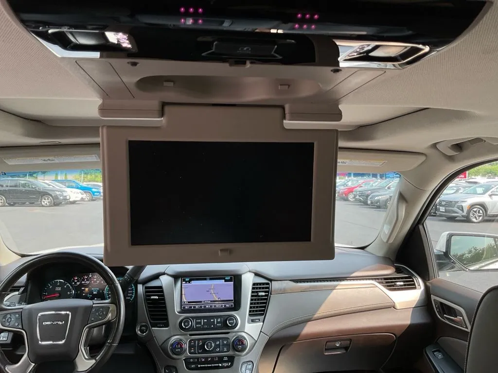 2019 GMC Yukon Denali - Photo 26