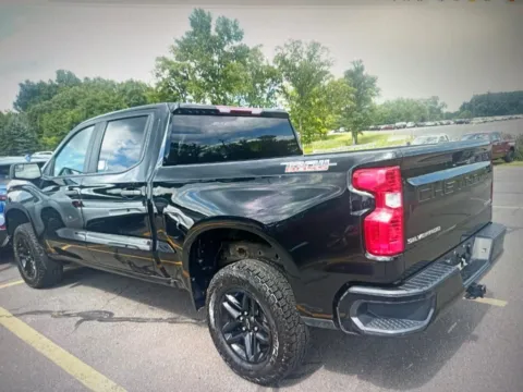 Photos of 2022 Chevrolet Silverado 1500 Custom Trail Boss for sale in Plaistow, NH at CarFive Plaistow, NH
