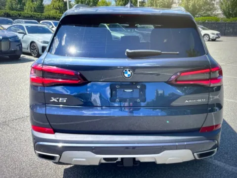 More photos of 2022 BMW X5 xDrive40i at CarFive Plaistow, NH, NH