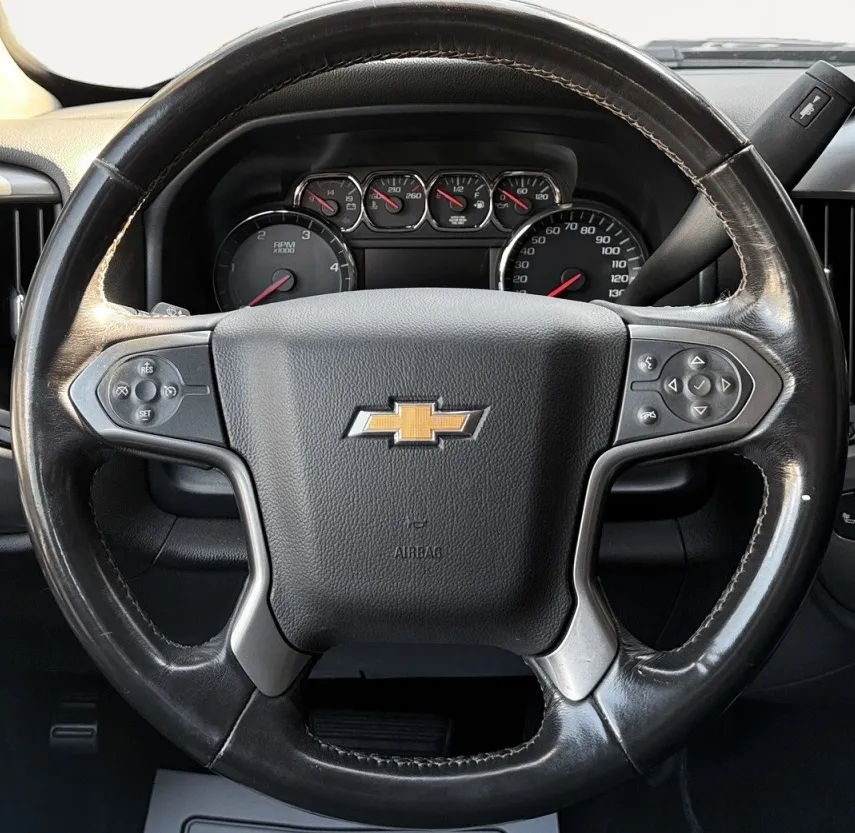 2018 Chevrolet Silverado 2500HD LT - Photo 17