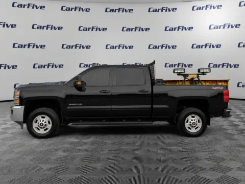 Photos of 2018 Chevrolet Silverado 2500 HD LT for sale in Plaistow, NH at CarFive Plaistow, NH