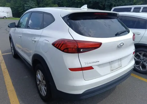 Photos of 2020 Hyundai Tucson SE for sale in Plaistow, NH at CarFive Plaistow, NH
