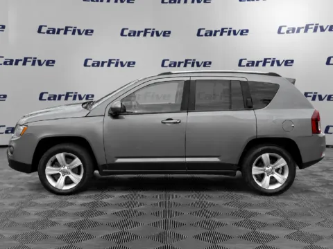 Photos of 2014 Jeep Compass Latitude for sale in Plaistow, NH at CarFive Plaistow, NH