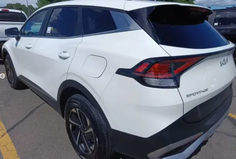Photos of 2023 Kia Sportage Hybrid LX for sale in Plaistow, NH at CarFive Plaistow, NH