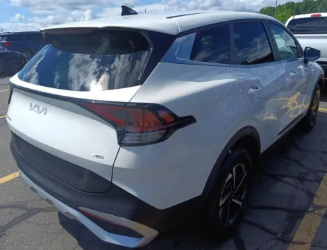 More photos of 2023 Kia Sportage Hybrid LX at CarFive Plaistow, NH, NH
