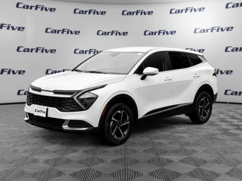 White 2023 Kia Sportage Hybrid LX for sale in Plaistow, NH
