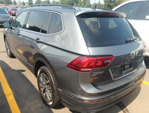 Photos of 2020 Volkswagen Tiguan 2.0T SE for sale in Plaistow, NH at CarFive Plaistow, NH