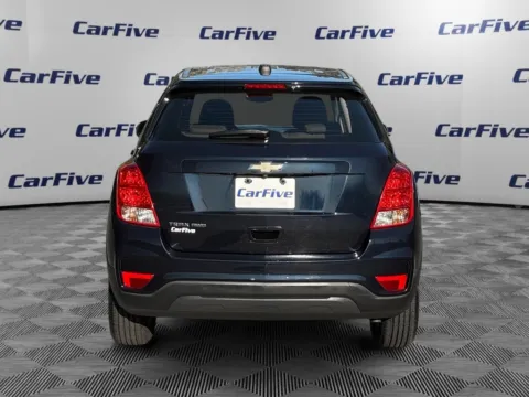 More photos of 2021 Chevrolet Trax LS at CarFive Plaistow, NH, NH