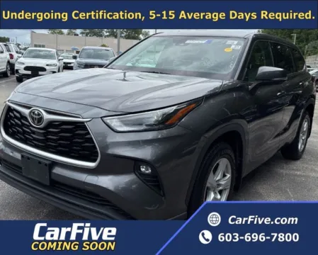 Gray 2022 Toyota Highlander LE for sale in Plaistow, NH
