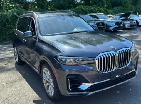Photos of 2022 BMW X7 xDrive40i for sale in Plaistow, NH at CarFive Plaistow, NH