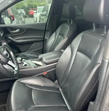 More photos of 2018 Audi Q7 3.0T Prestige at CarFive Plaistow, NH, NH