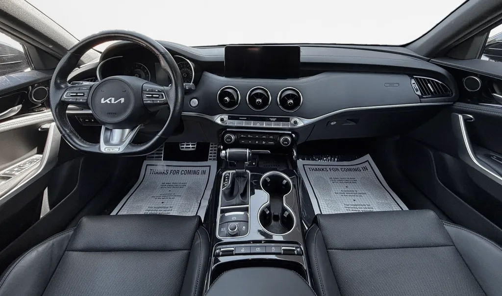 2023 Kia Stinger GT-Line - Photo 16