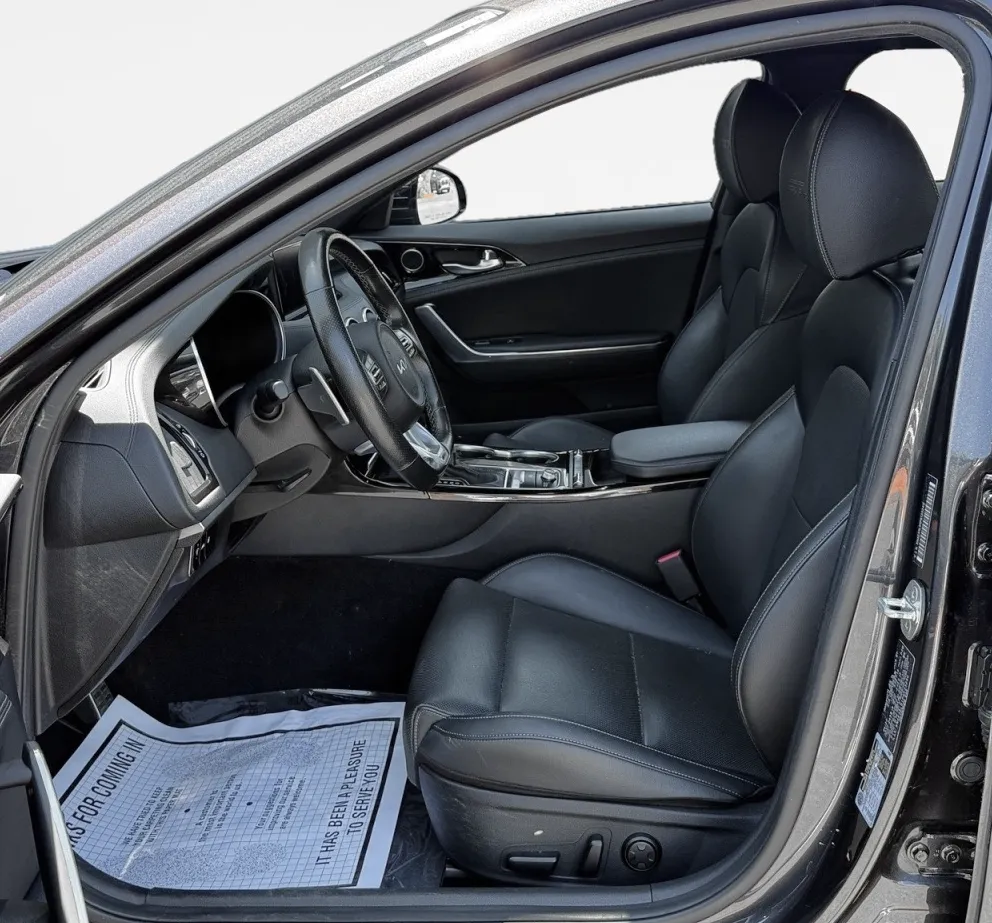 2023 Kia Stinger GT-Line - Photo 12