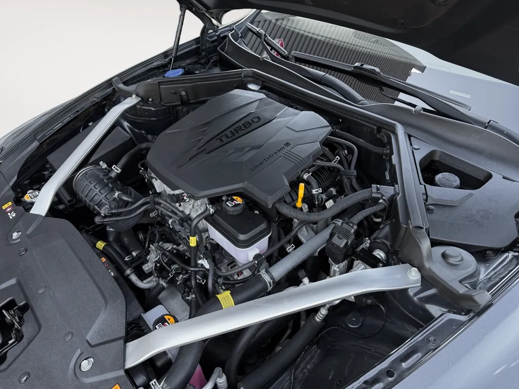 2023 Kia Stinger GT-Line - Photo 28