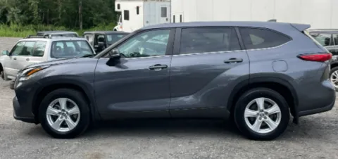 Photos of 2023 Toyota Highlander LE for sale in Plaistow, NH at CarFive Plaistow, NH