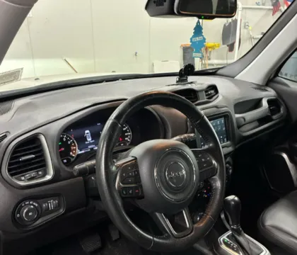 More photos of 2019 Jeep Renegade Limited at CarFive Plaistow, NH, NH