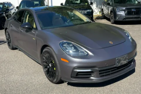 More photos of 2018 Porsche Panamera E-Hybrid 4 at CarFive Plaistow, NH, NH