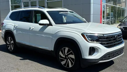 More photos of 2024 Volkswagen Atlas 2.0T SEL at CarFive Plaistow, NH, NH