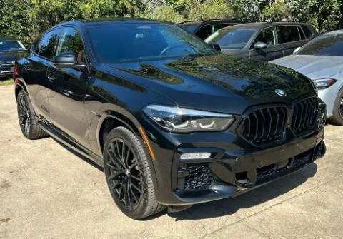 More photos of 2021 BMW X6 M50i at CarFive Plaistow, NH, NH