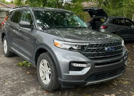 More photos of 2023 Ford Explorer XLT at CarFive Plaistow, NH, NH
