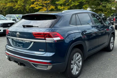 Another view of 2020 Volkswagen Atlas Cross Sport 3.6L V6 SE w/Technology for sale in Plaistow, NH at CarFive Plaistow, NH
