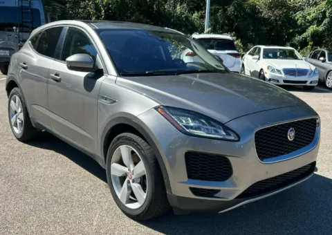 More photos of 2019 Jaguar E-PACE SE at CarFive Plaistow, NH, NH